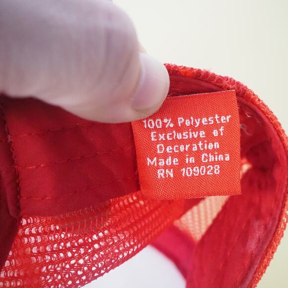 Coca Cola Snap Back Trucker Hat Cap Mesh Red White Retro Classic Patch OSFM - Picture 8 of 9